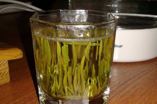 冷泡茶用什么茶葉最好，什么樣的茶適合冷泡？
