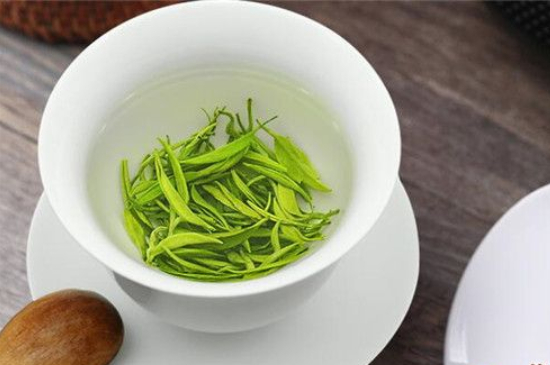 綠茶碧螺春怎么泡簡(jiǎn)易步驟，沖泡碧螺春的十二步驟口訣