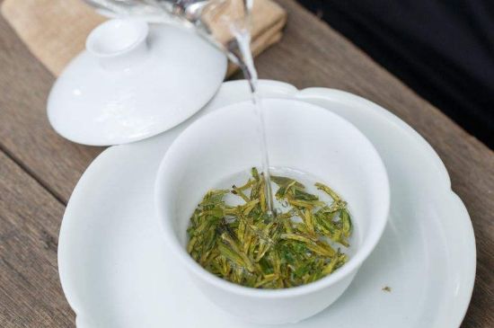 蒸茶和煮茶還有泡茶有什么區(qū)別，泡茶煮茶蒸茶哪個好喝？