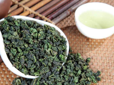 鐵觀音的泡法，水溫100°C最佳第一泡不能喝