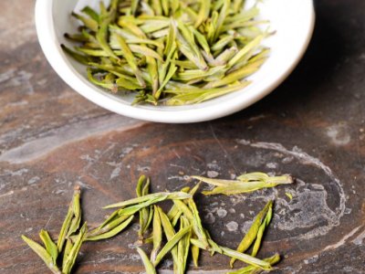 白茶品質(zhì)如何區(qū)分，白茶的優(yōu)劣質(zhì)量辨別方法