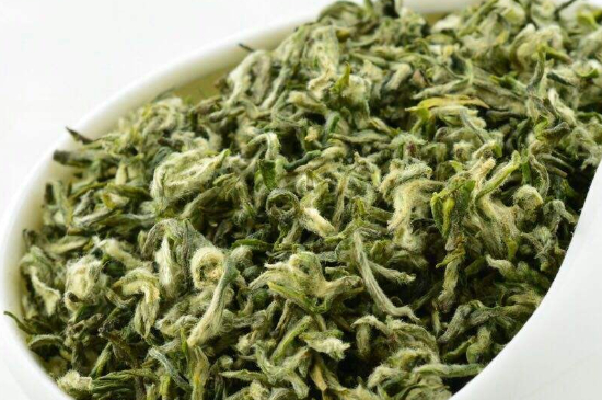 真假碧螺春泡水后區(qū)別，蘇州洞庭碧螺春怎樣鑒別好壞？