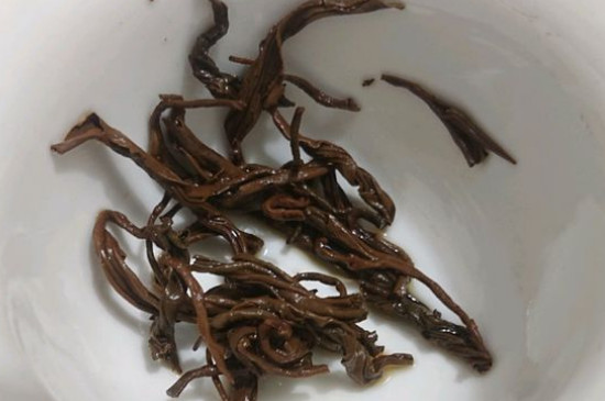 茶葉過期5年了但沒開封，茶葉放久了能喝嗎
