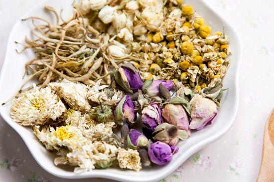 祛濕最有效的泡花茶，濕氣重適合泡什么花茶？