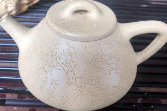 新買的紫砂壺為什么會裂，真的紫砂壺是不是很容易開裂？