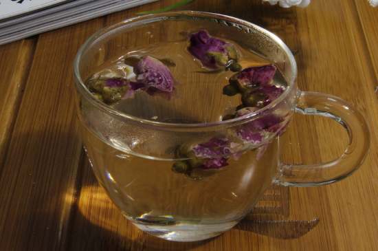 怎么判斷玫瑰花茶好不好，玫瑰花茶怎么樣鑒別