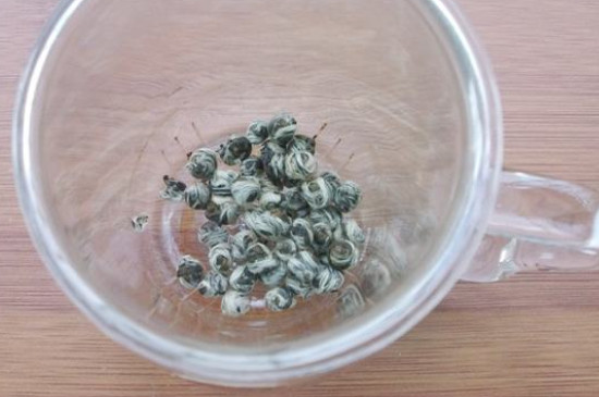 茉莉龍珠茶男人能喝嗎，男性夏季可以喝龍珠茶嗎