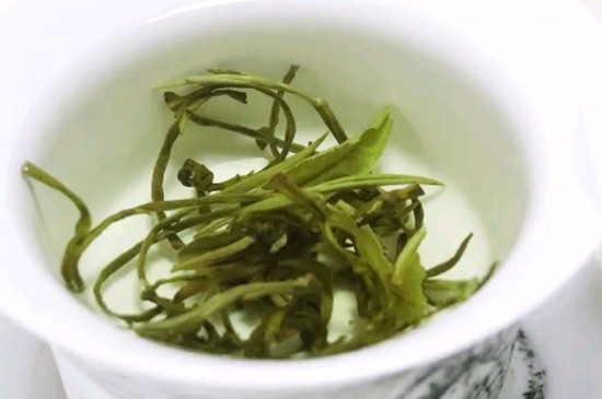 茉莉香珠跟龍珠有什么區(qū)別嗎，茉莉龍珠和茉莉香珠那個好？