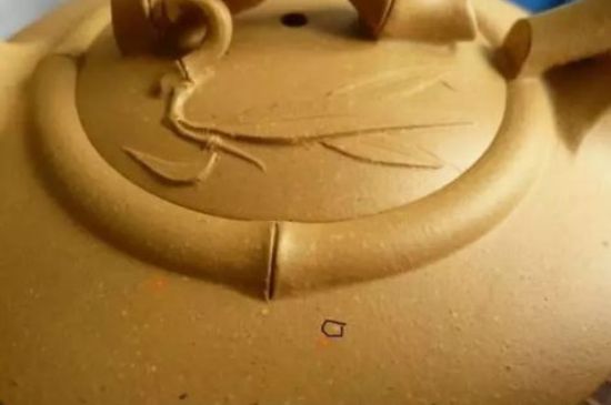 本山綠泥紫砂壺小黑點多嗎，真正本山綠泥會吐黑嗎？