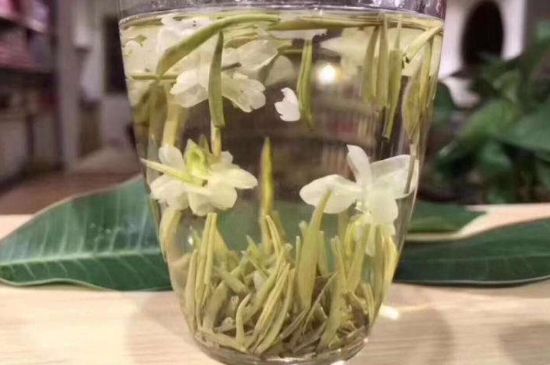 茉莉銀針屬于什么茶，茉莉銀針適合什么人喝？