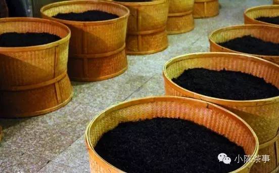 怎樣炭焙巖茶？揭秘武夷巖茶的炭焙技藝