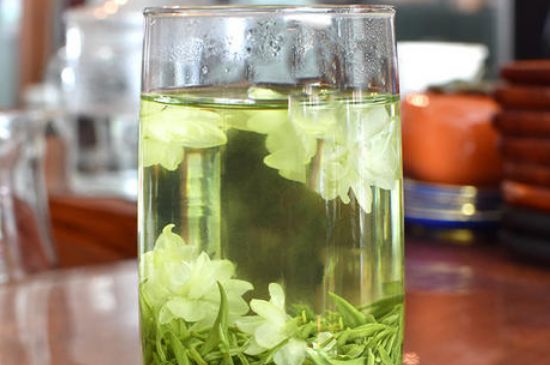 炒花飄雪是什么茶，花茶炒花是什么意思