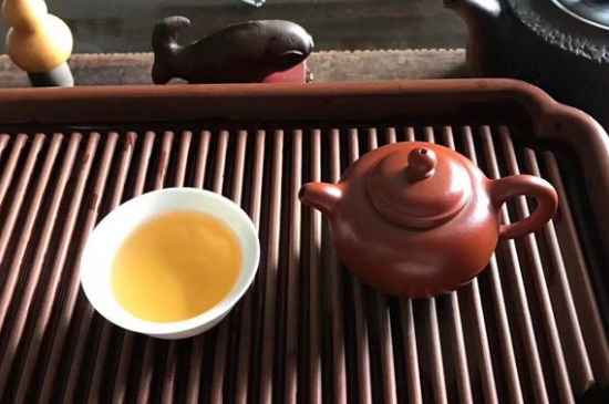 正山小種適合女人喝嗎，女人經(jīng)常喝正山小種茶好嗎