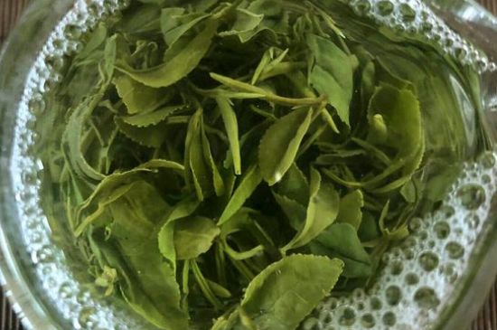 綠茶放了三年還能喝嗎，綠茶放久了喝了會怎樣