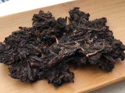 黑茶的功效與作用，長期喝黑茶有什么功效？