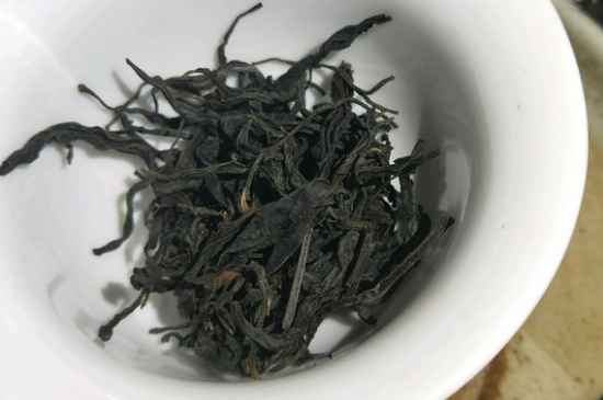 正山小種適合女人喝嗎，女人經(jīng)常喝正山小種茶好嗎