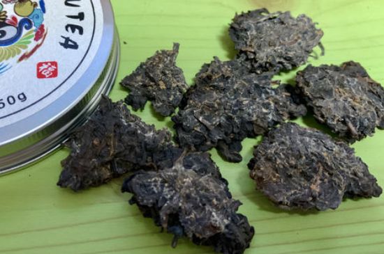 怎么知道涇渭茯茶是否變質(zhì)，茯磚茶金花和發(fā)霉的區(qū)別