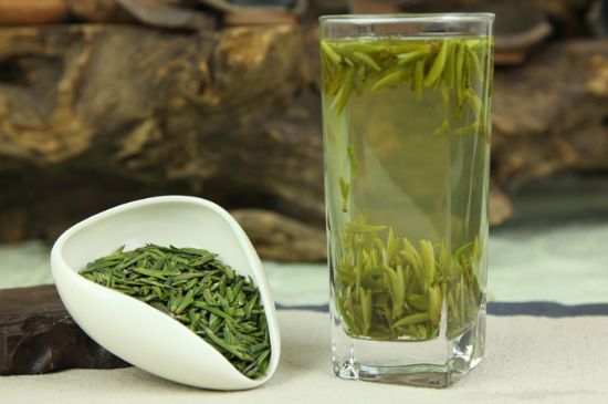 竹葉青和雀舌哪個(gè)貴，竹葉青茶貴嗎？