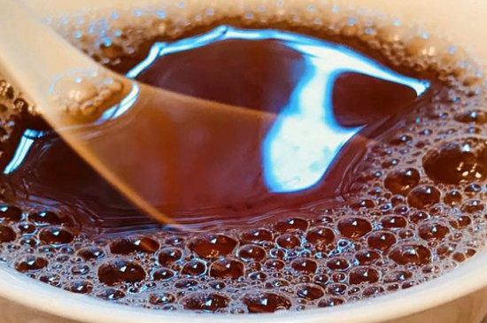 大紅袍煙熏味是好茶嗎，能不能喝對(duì)人體有壞處嗎