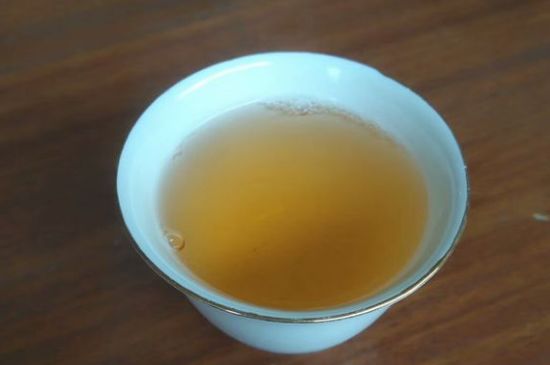 黑茶排濕毒的身體表現(xiàn)，喝黑茶排毒反應(yīng)癥狀